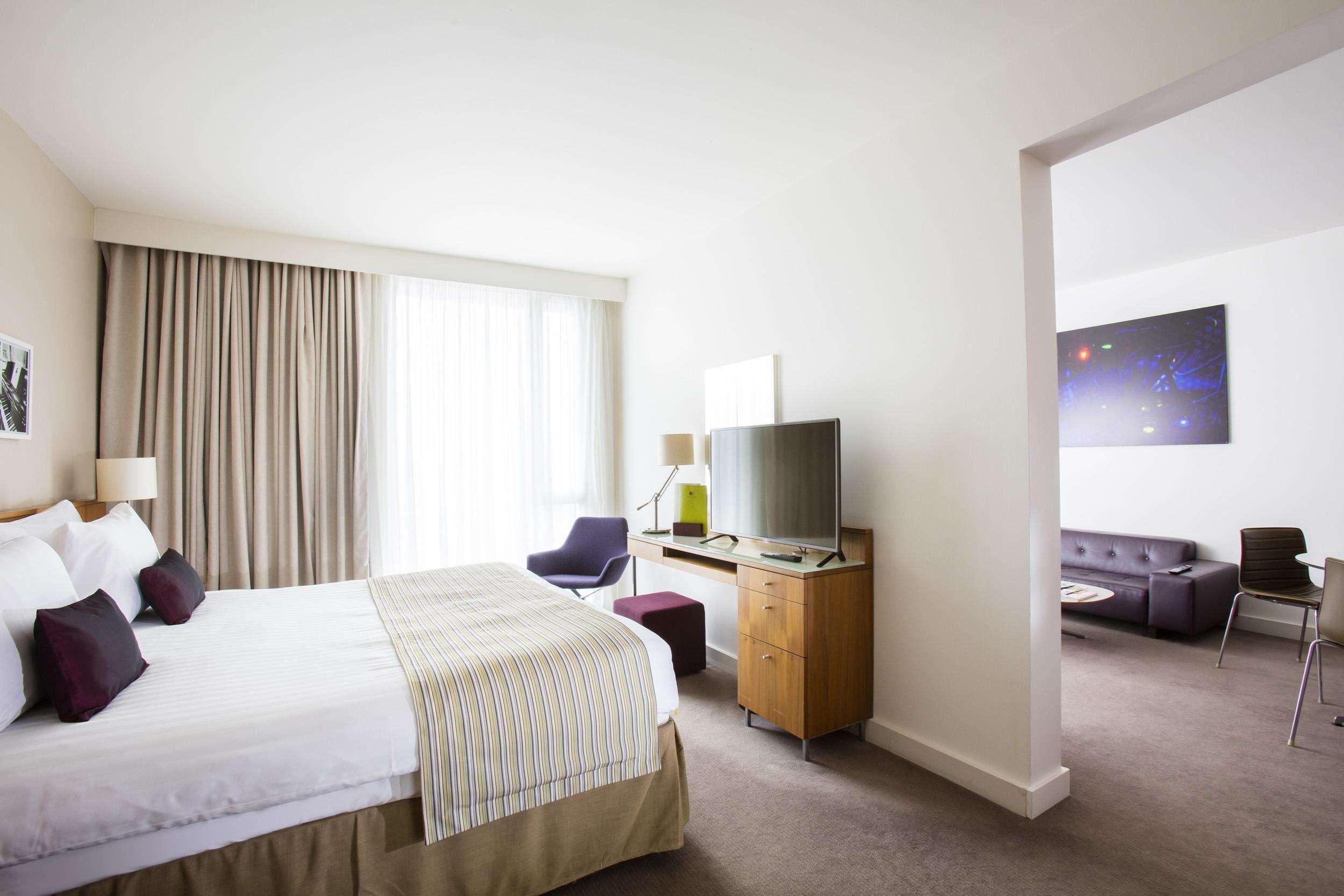 Hotel Doubletree By Hilton Leeds Leeds  Exterior foto
