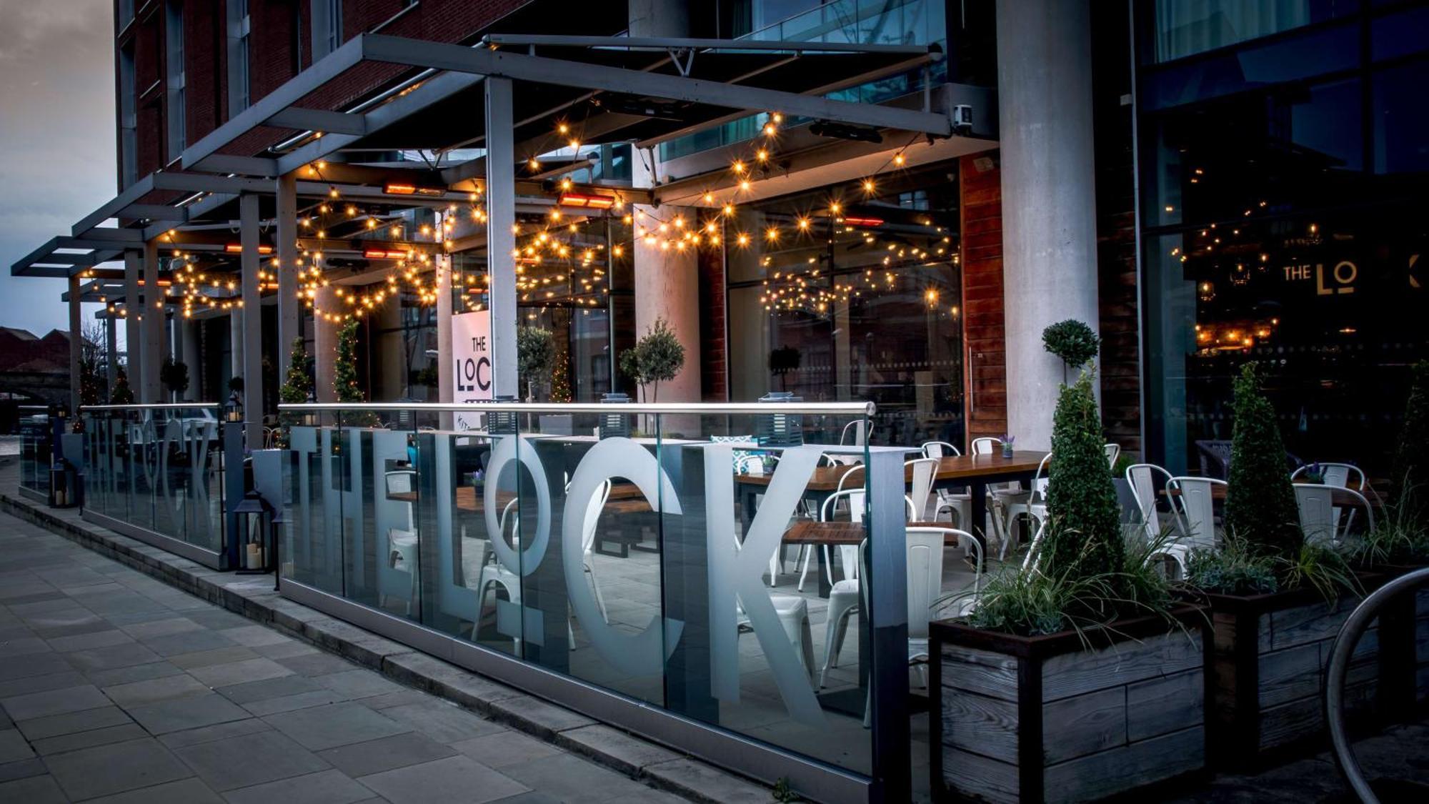 Hotel Doubletree By Hilton Leeds Leeds  Exterior foto